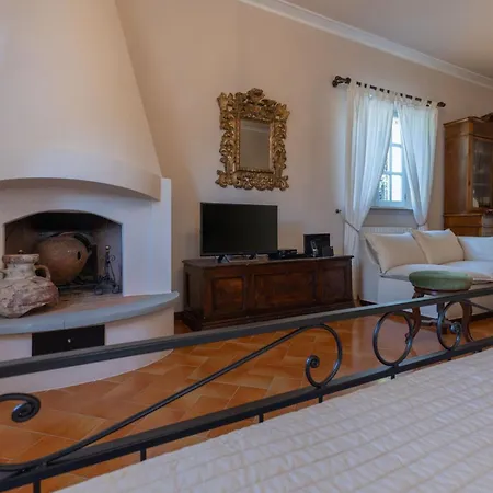 Mimosa Villa Cortona