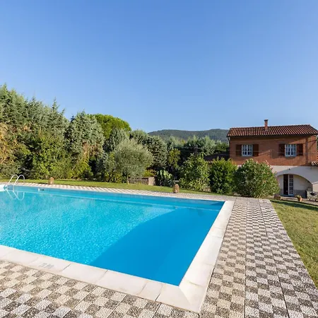 Villa Mimosa *