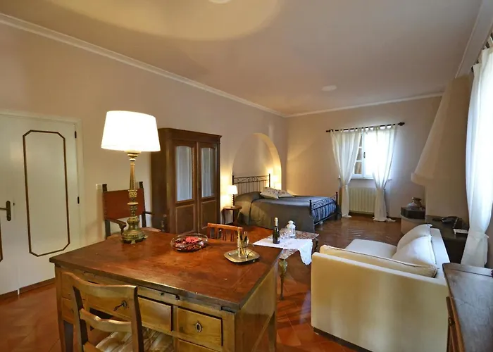 Mimosa Villa Cortona